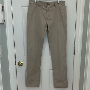 Vineyard Vines Men's Khaki Chinos